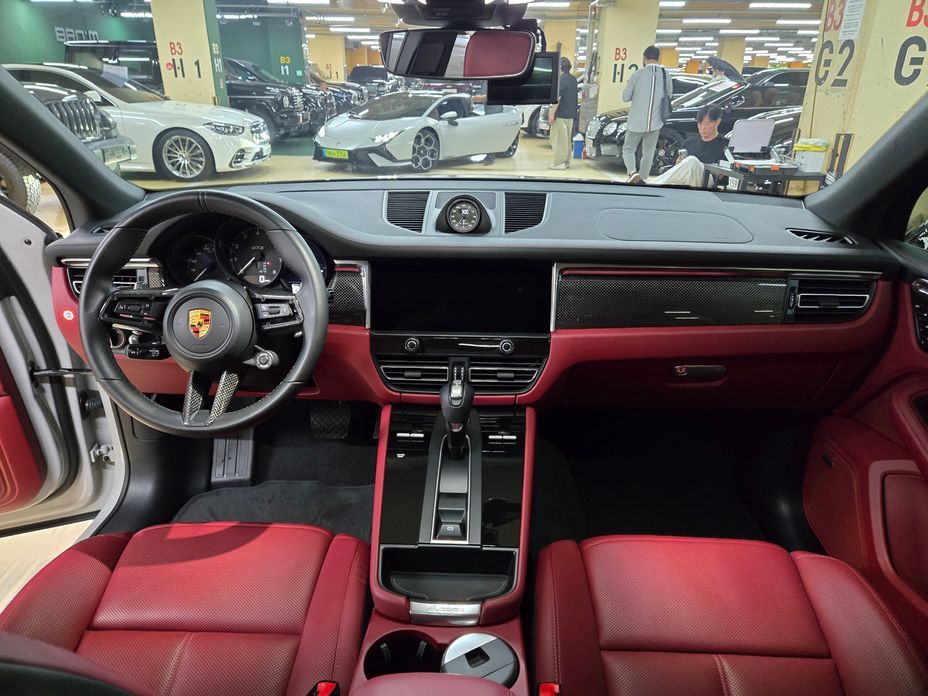 Porsche Macan 2022