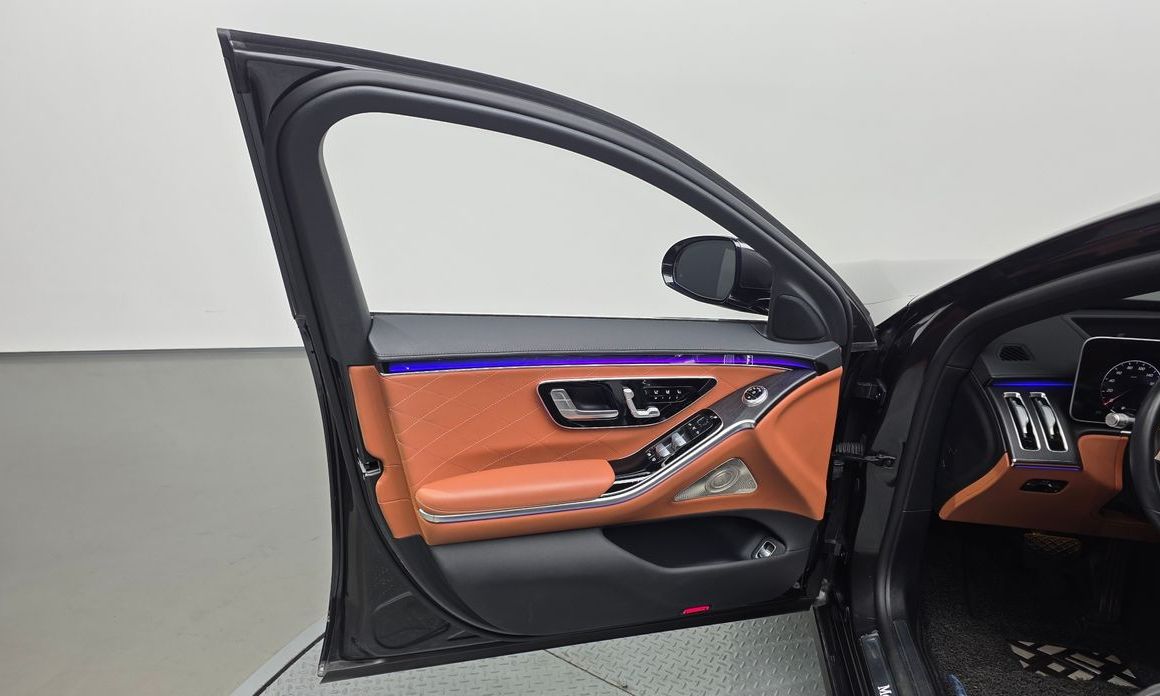 Mercedes-Benz S-Class 2023
