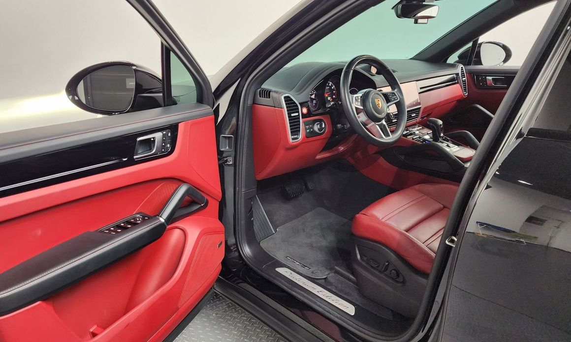 Porsche Cayenne 2023