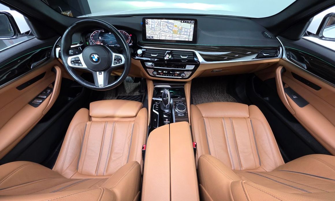 BMW 5-Series 2022