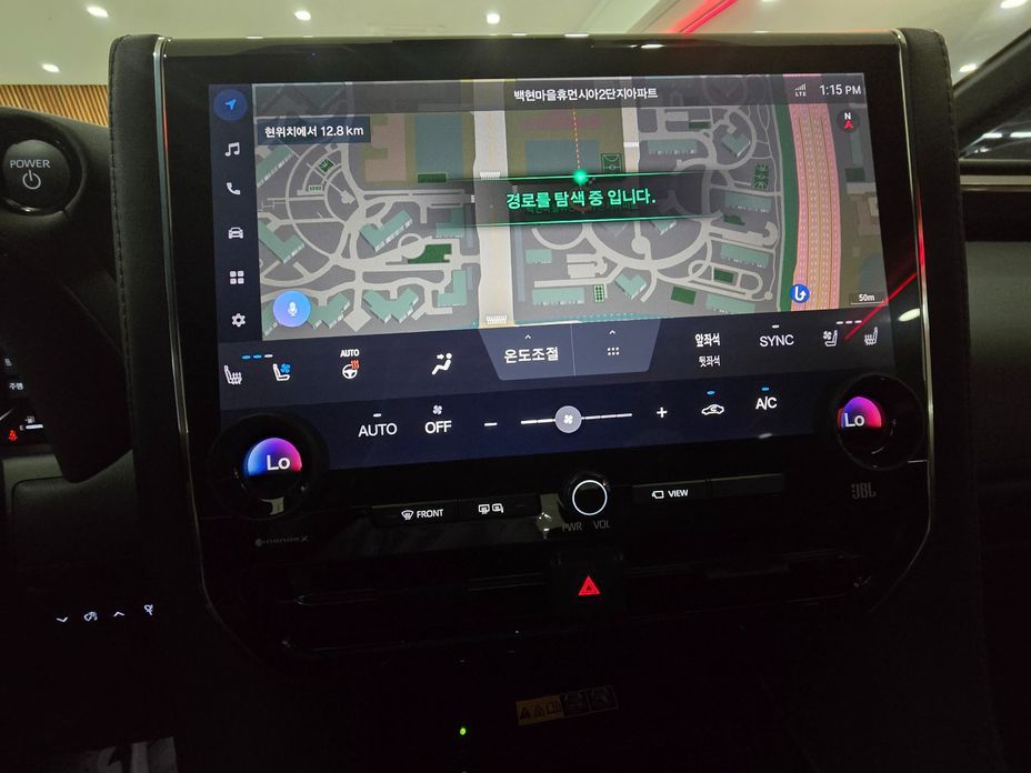 Toyota Alphard 2024