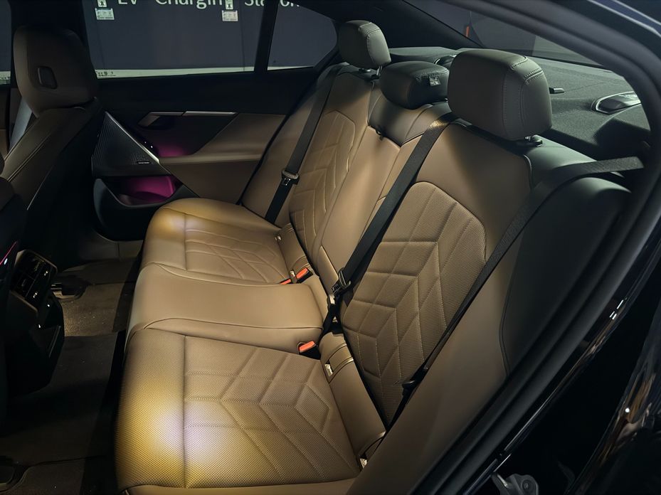 BMW 5-Series 2026