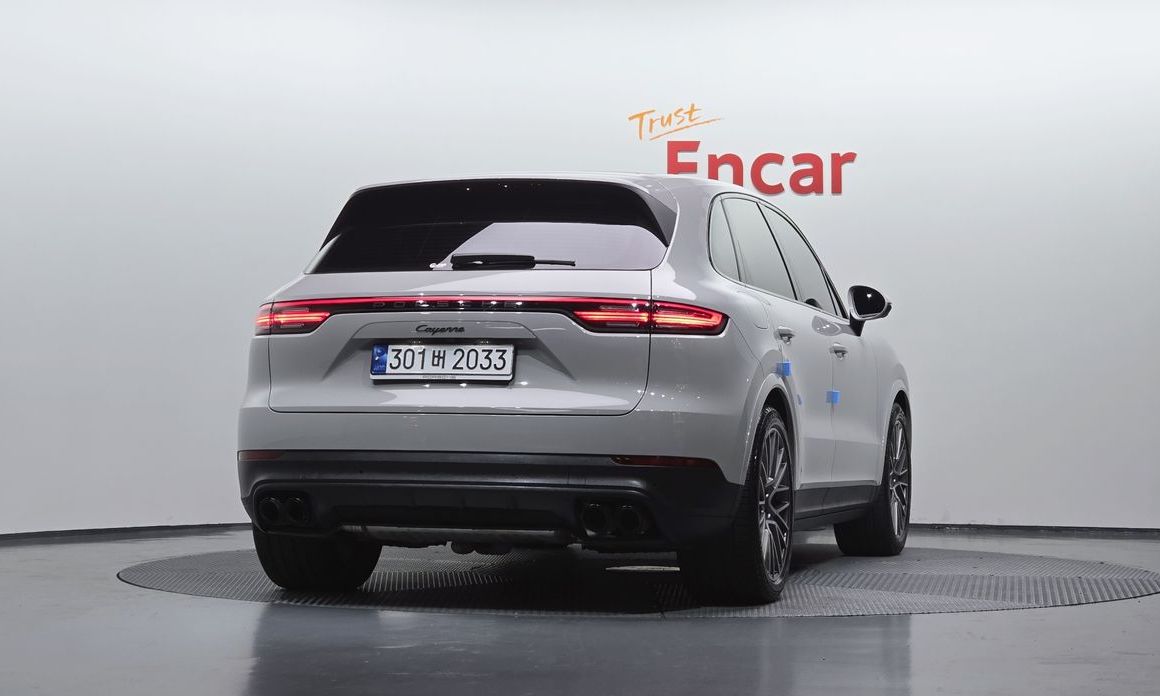 Porsche Cayenne 2022