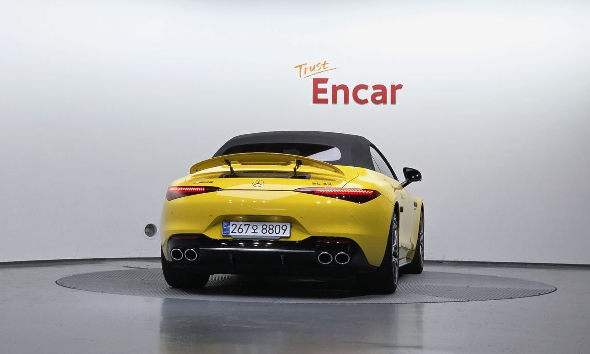 Mercedes-Benz SL-Class 2025