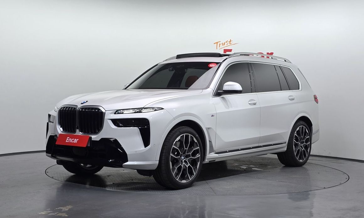 BMW X7 2025