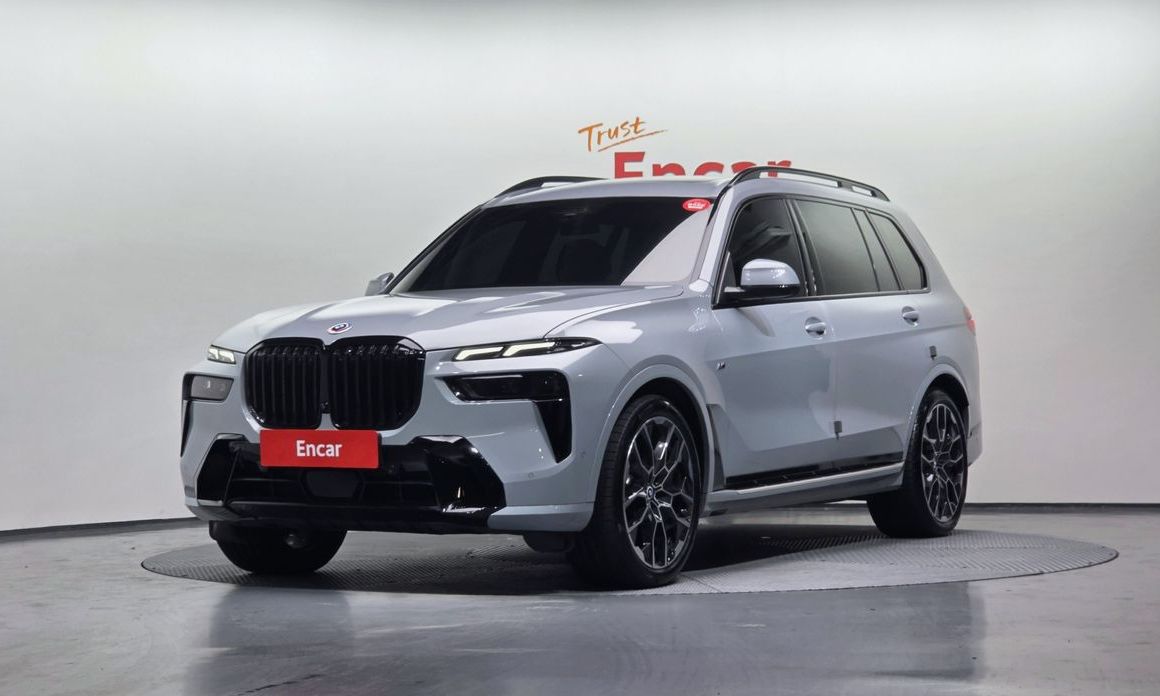 BMW X7 2025