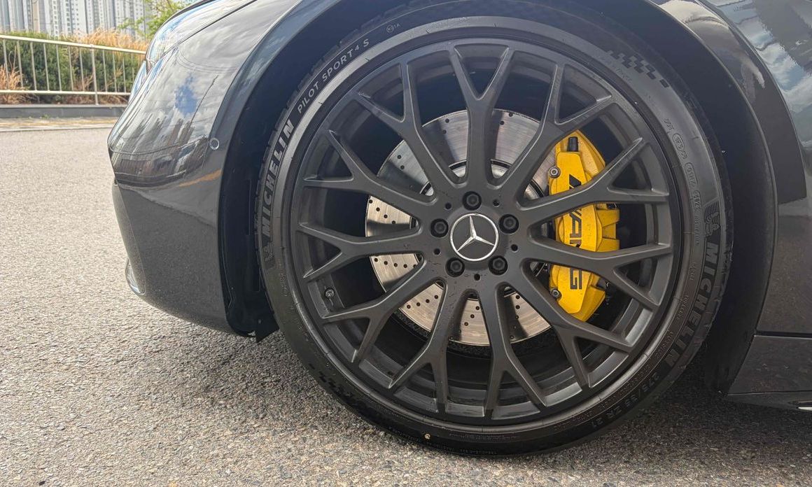 Mercedes-Benz SL-Class 2024