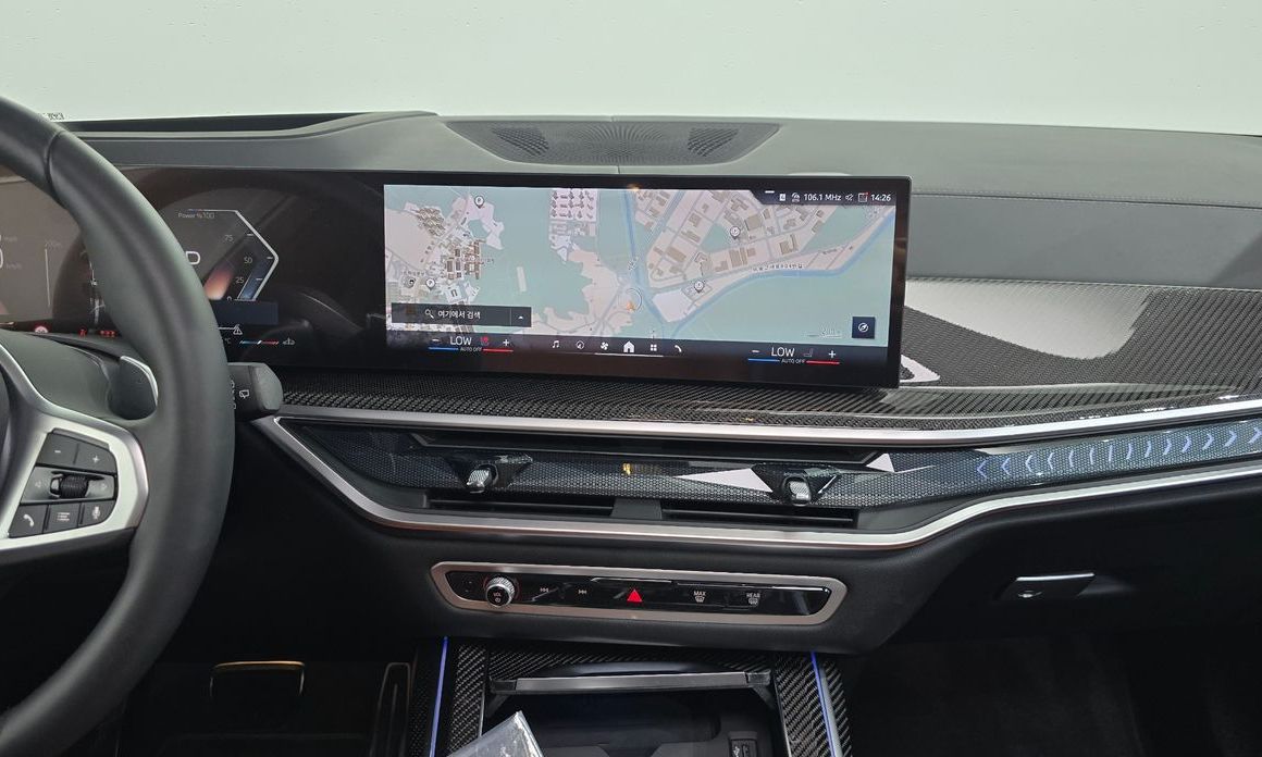 BMW X7 2025