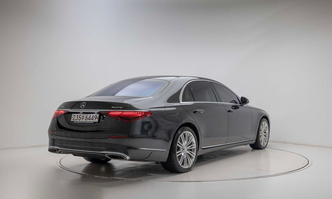Mercedes-Benz S-Class 2023