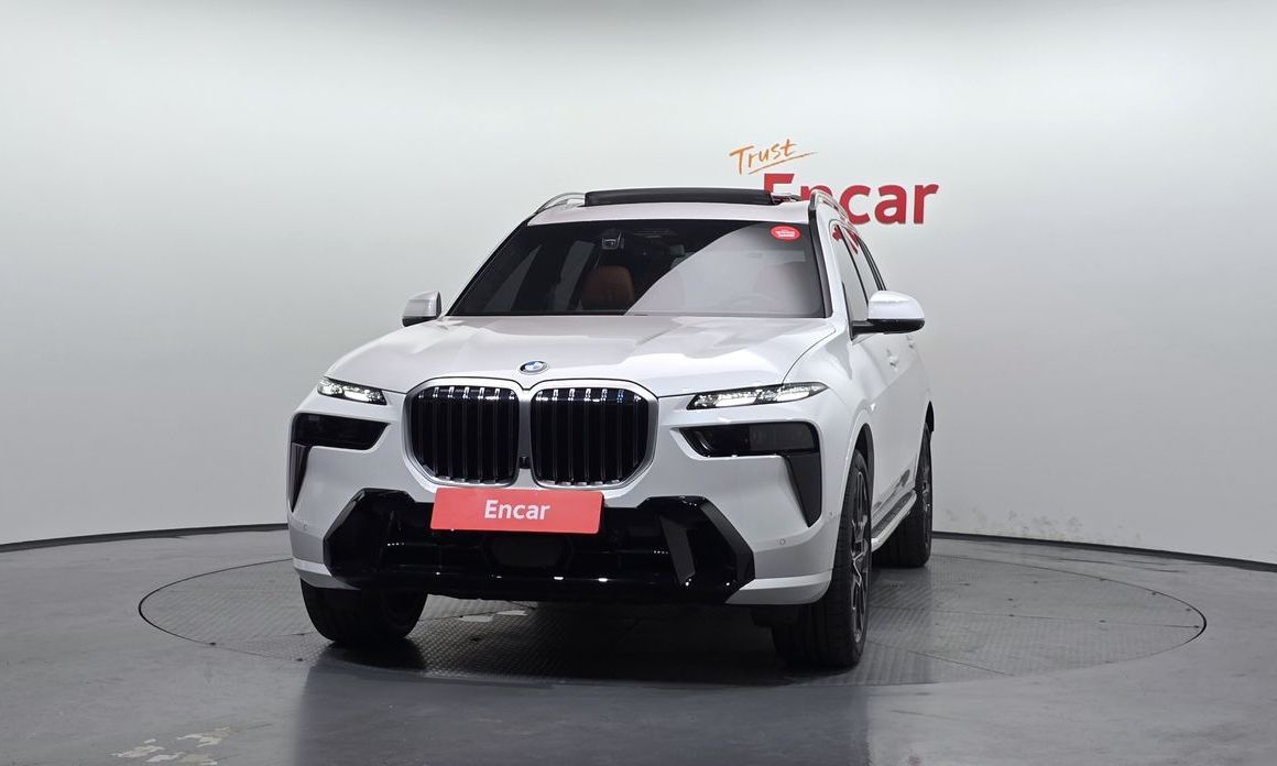 BMW X7 2025