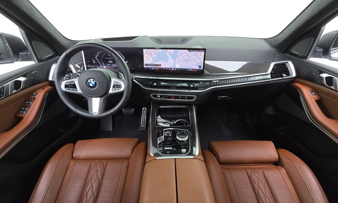 BMW X7 2025