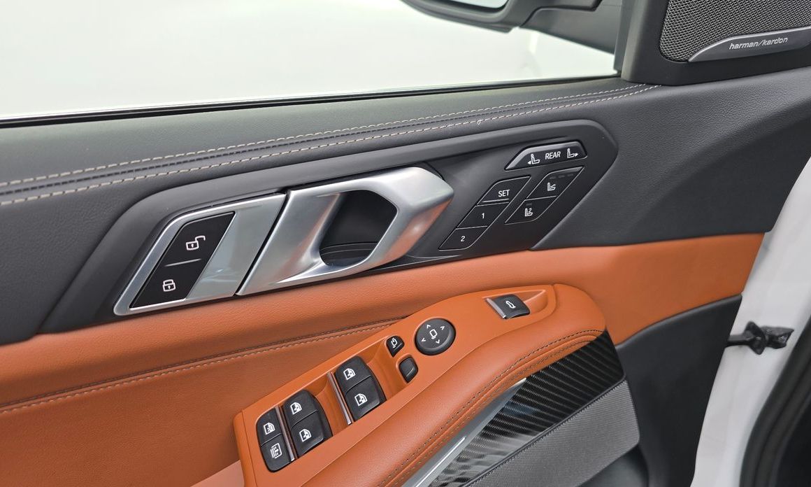 BMW X7 2025
