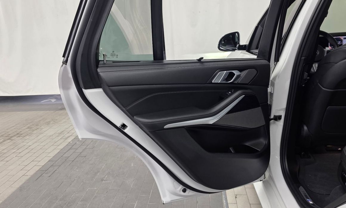 BMW X5 2024