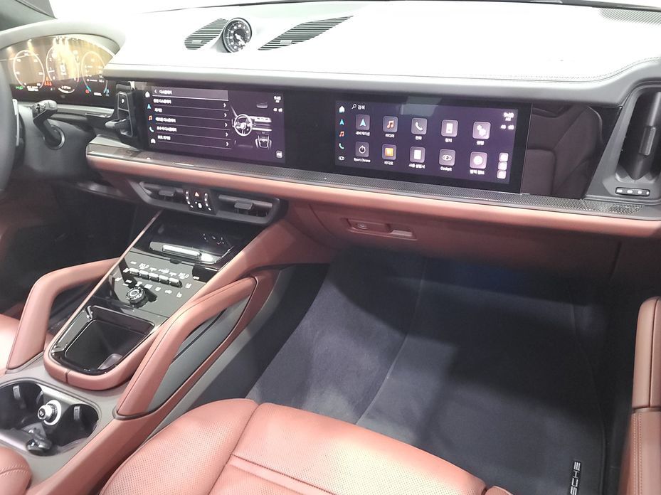 Porsche Cayenne 2025