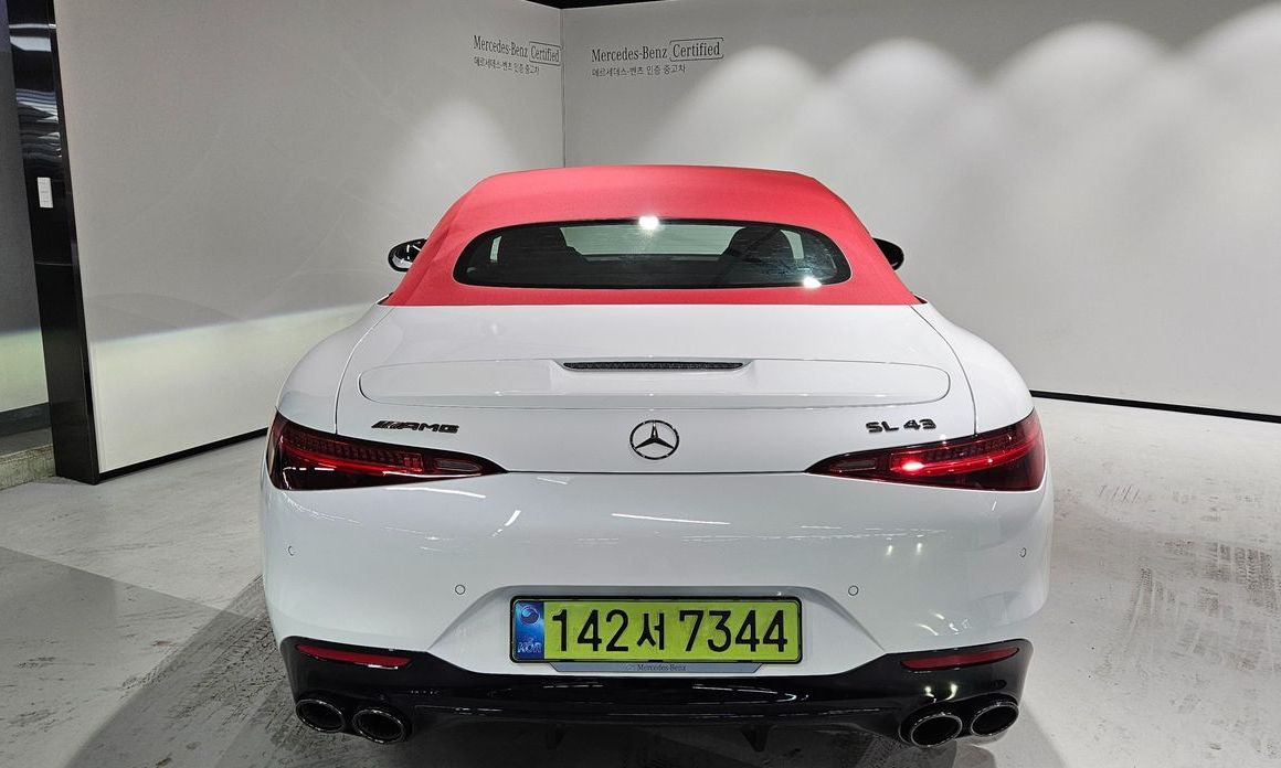 Mercedes-Benz SL-Class 2025
