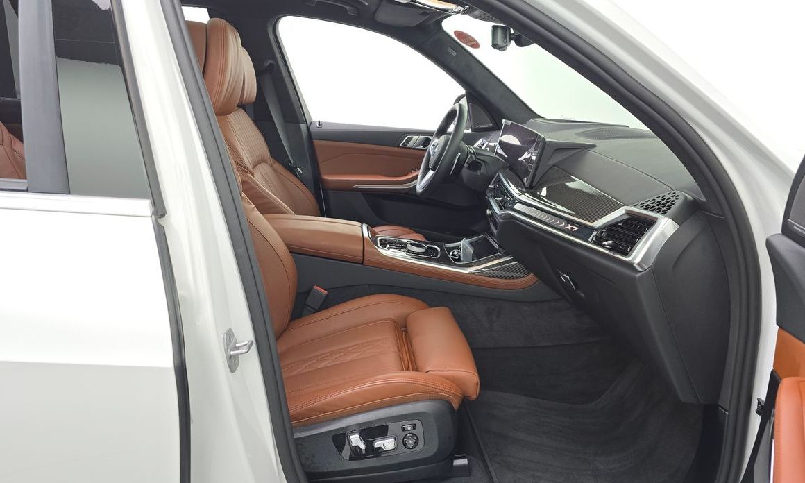 BMW X7 2025