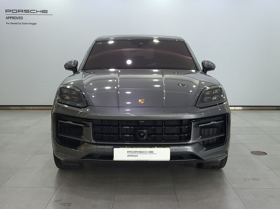 Porsche Cayenne 2025