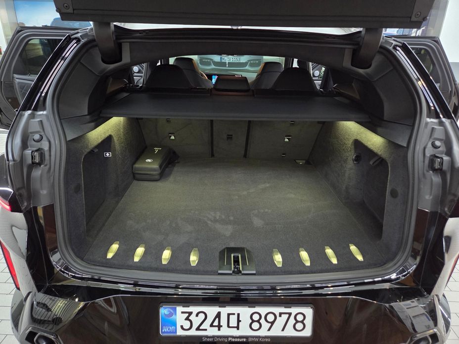 BMW XM 2024