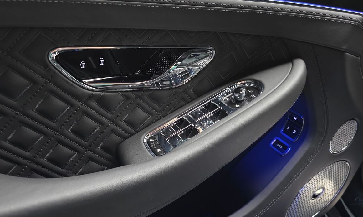 Bentley Continental 2023