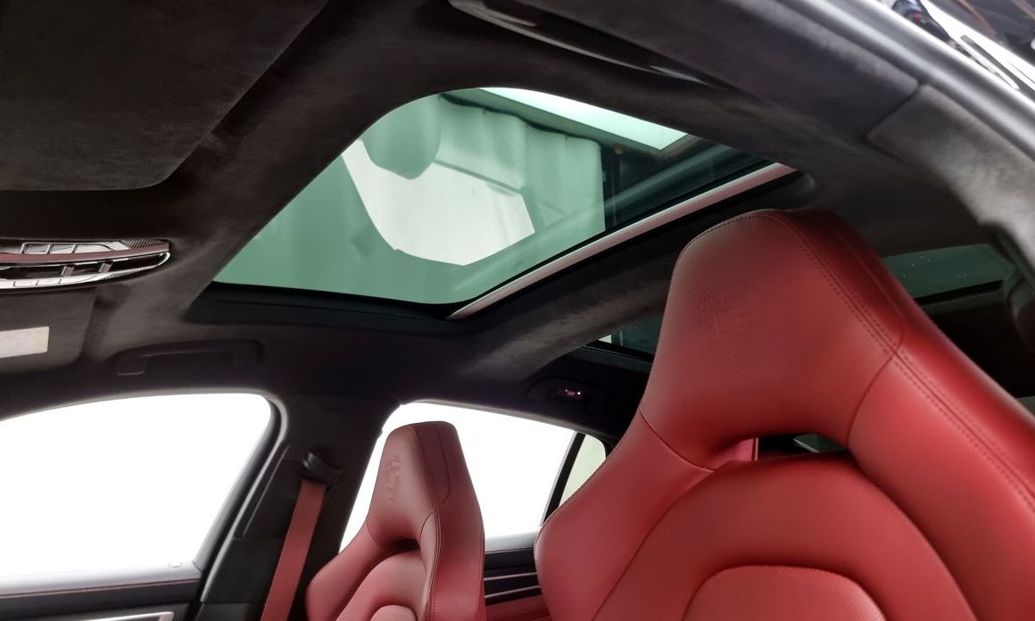 Porsche Panamera 2023