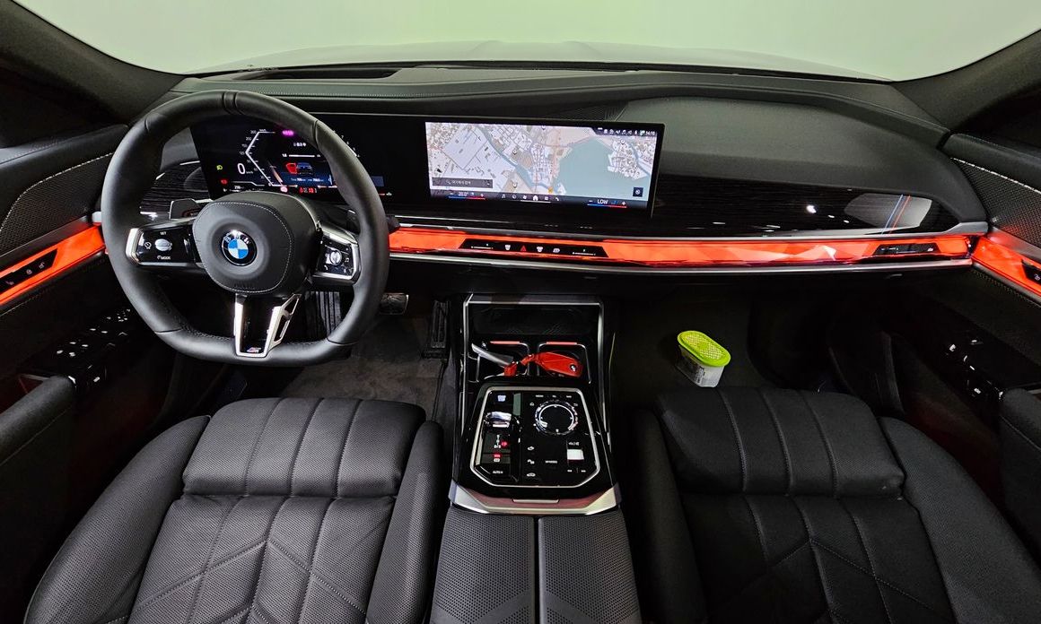 BMW 7-Series 2025