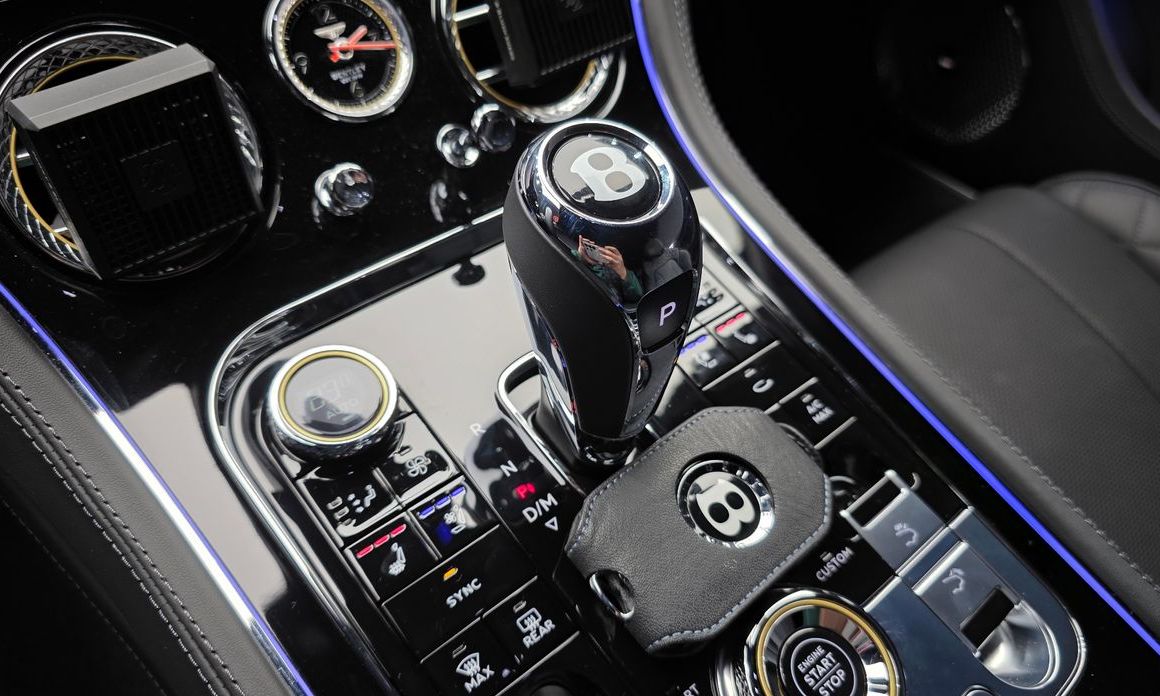 Bentley Continental 2023