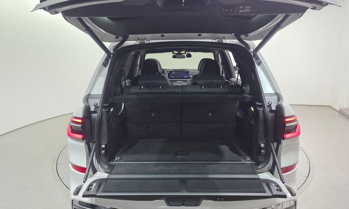 BMW X7 2024