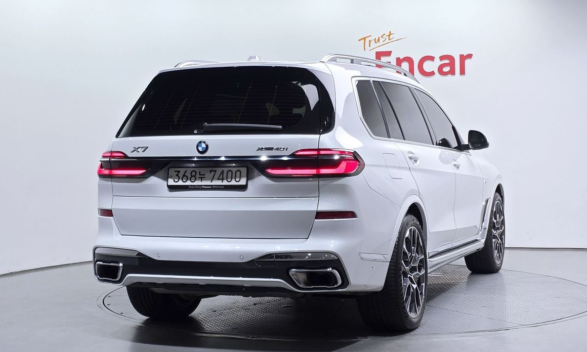 BMW X7 2024