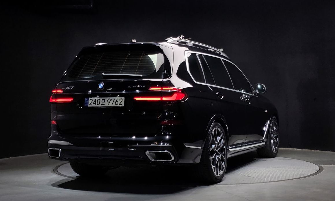 BMW X7 2024