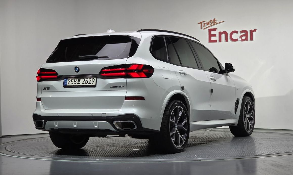 BMW X5 2024