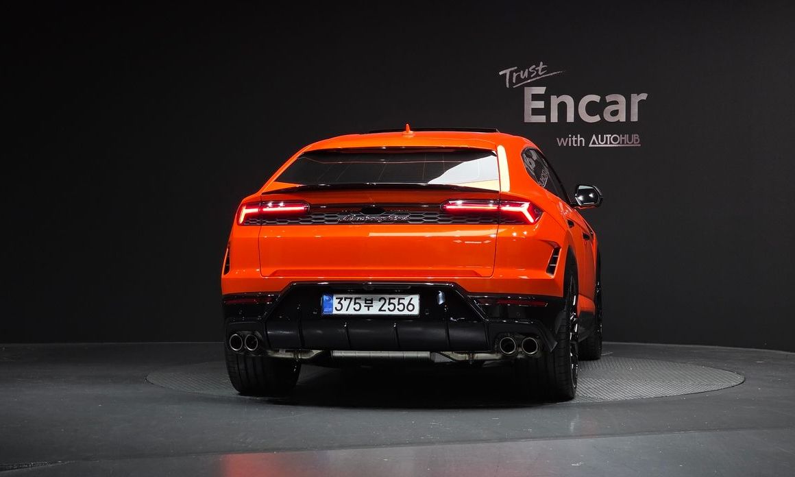 Lamborghini Urus 2025