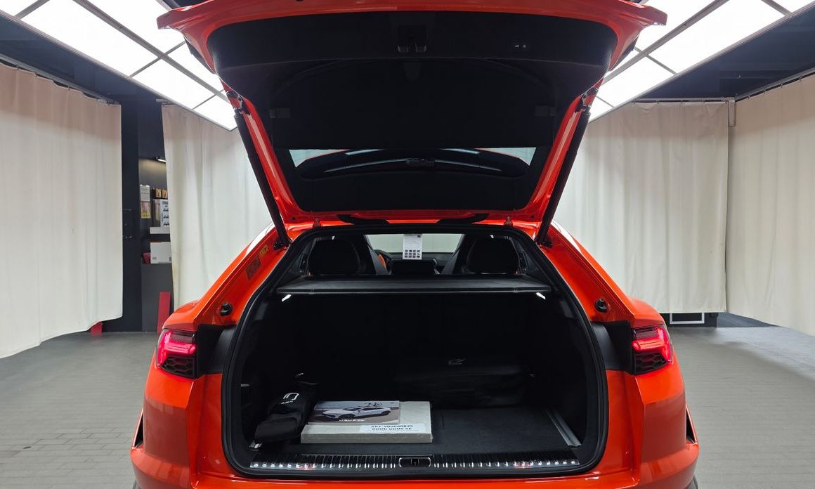 Lamborghini Urus 2025
