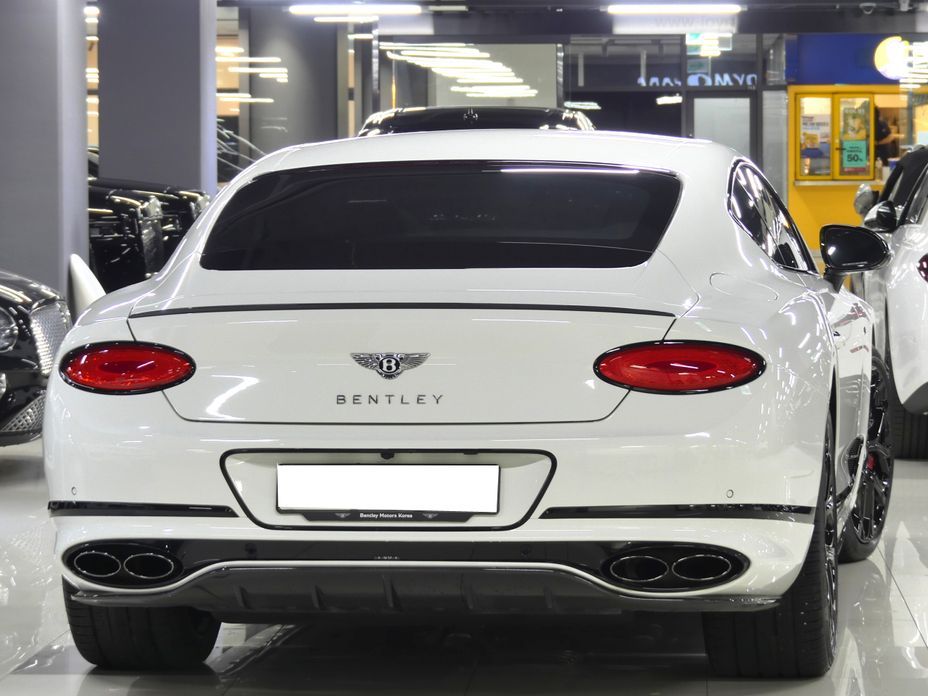 Bentley Continental 2023