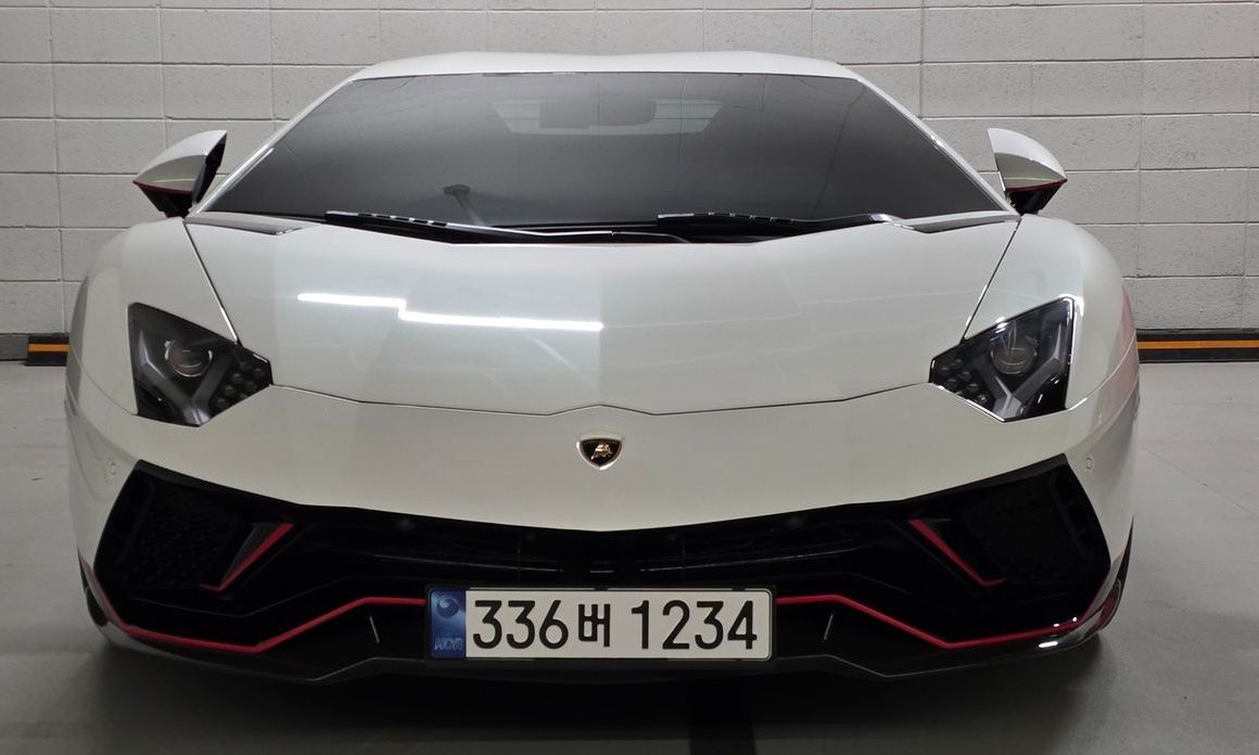 Lamborghini Aventador 2022