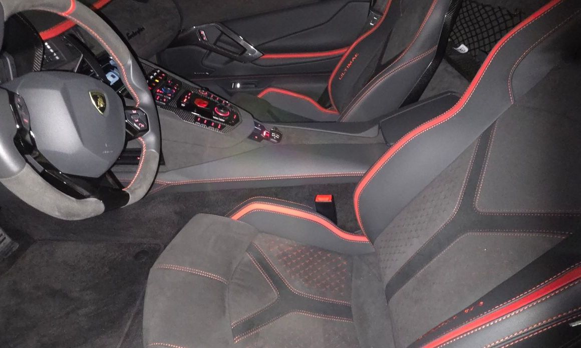 Lamborghini Aventador 2022