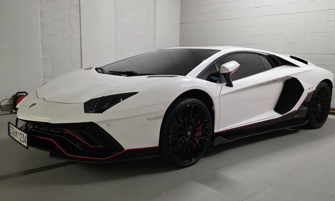 Lamborghini Aventador 2022
