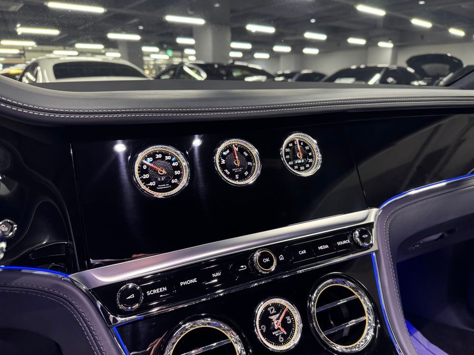 Bentley Continental 2023