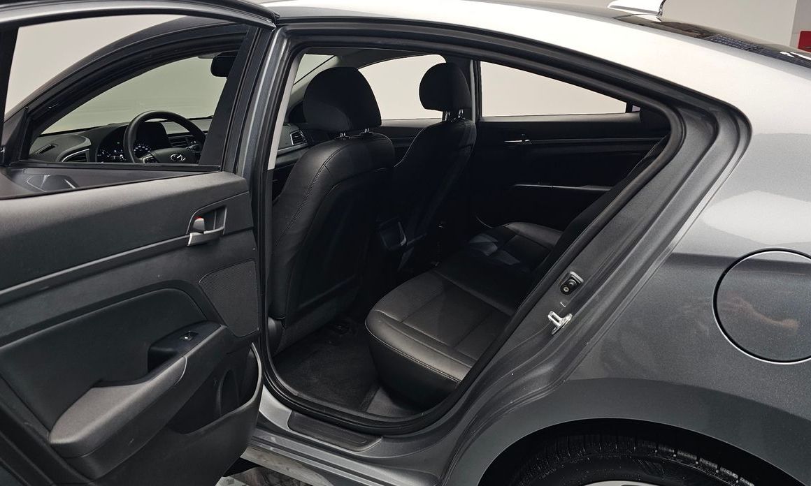 Hyundai AVANTE 2018