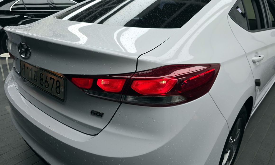 Hyundai AVANTE 2017