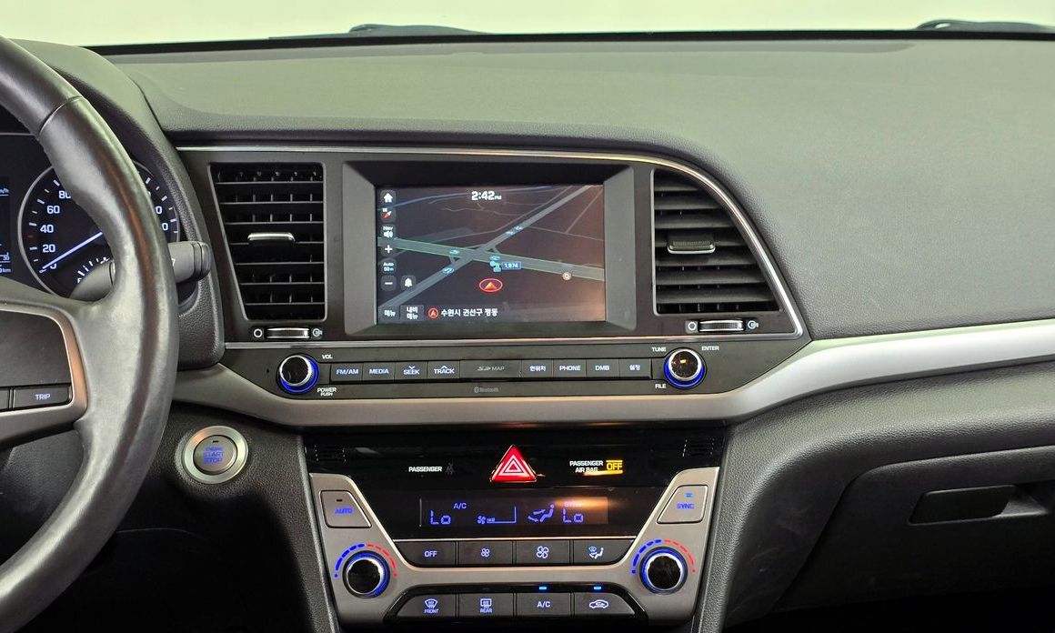 Hyundai AVANTE 2017