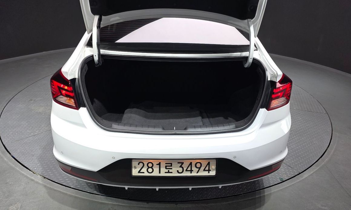 Hyundai AVANTE 2020