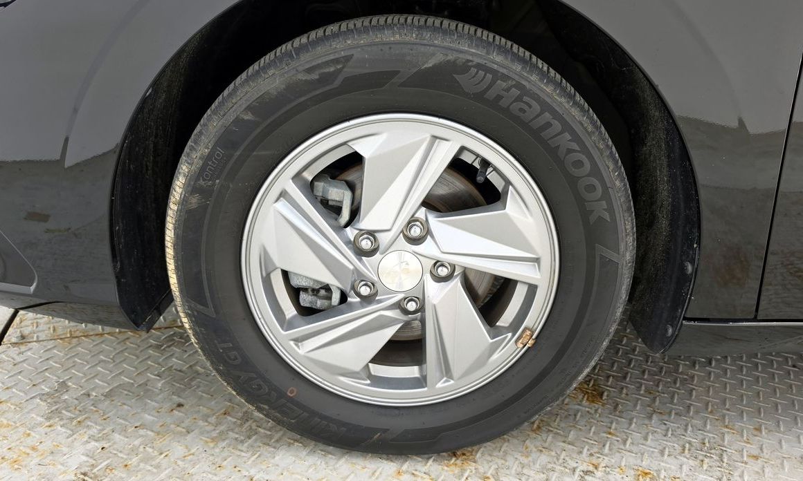 Hyundai AVANTE 2024