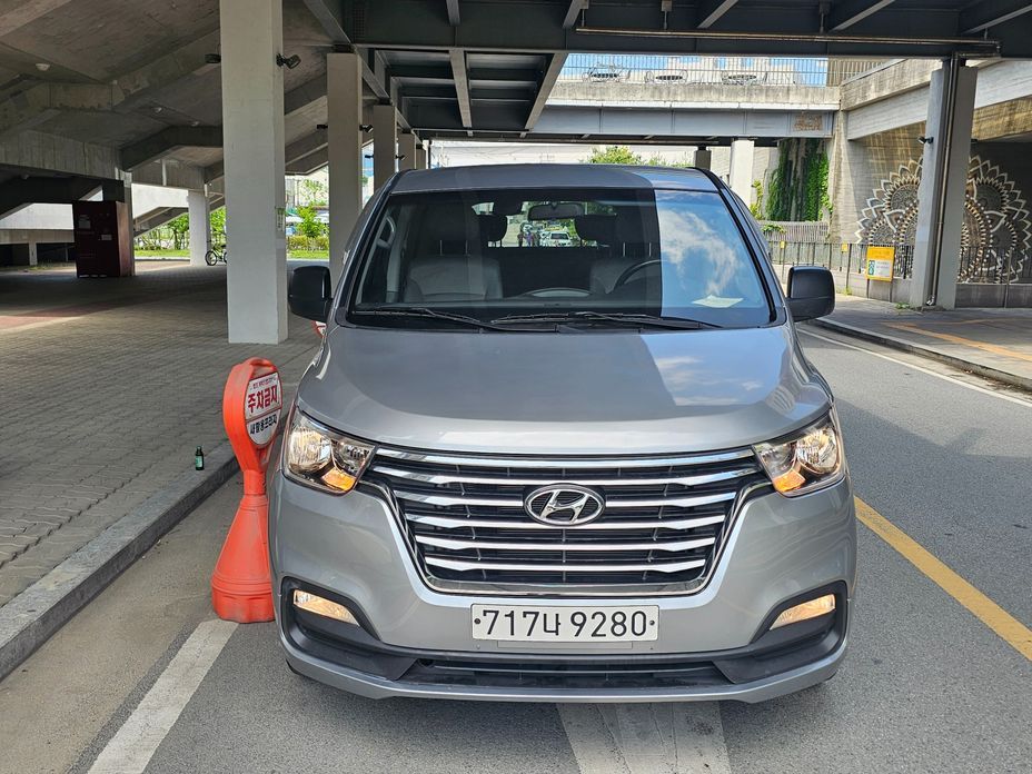 Hyundai Starex 2019