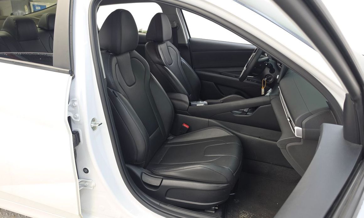 Hyundai AVANTE 2023