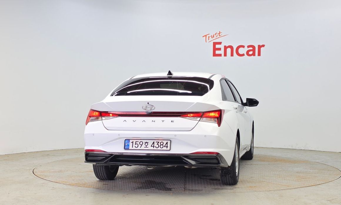 Hyundai AVANTE 2023