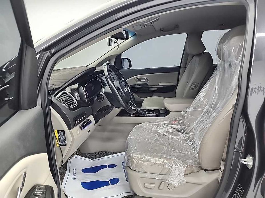 Kia Canival 2019