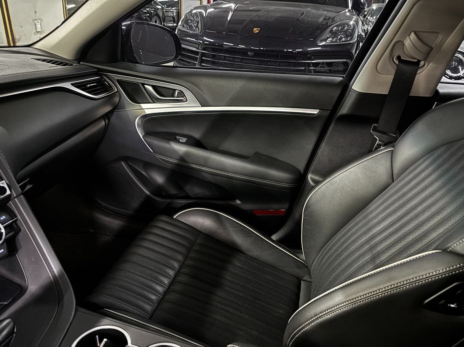 Genesis G70 2019