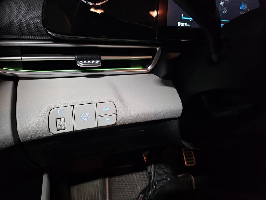 Hyundai AVANTE 2021