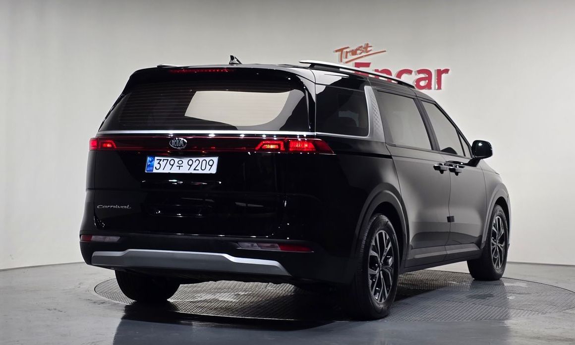 Kia Canival 2021