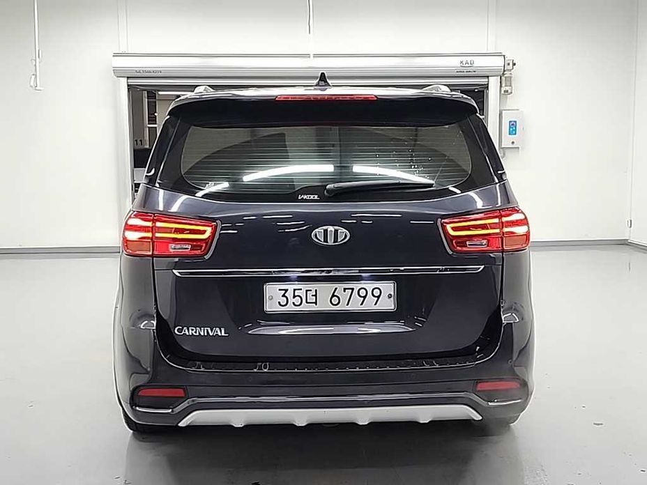 Kia Canival 2019